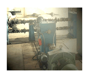 汽車驅(qū)動(dòng)橋總成壽命閉式試驗(yàn)臺(tái)